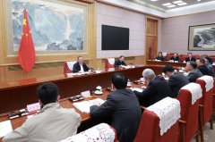 <b>李强主持召开经济形势专家和企业家座谈会</b>