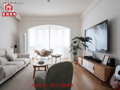 具备立异能力的公司往往正在第三方平台连结“