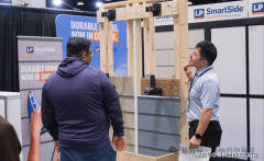 <b>商业顺差为34.7亿美</b>